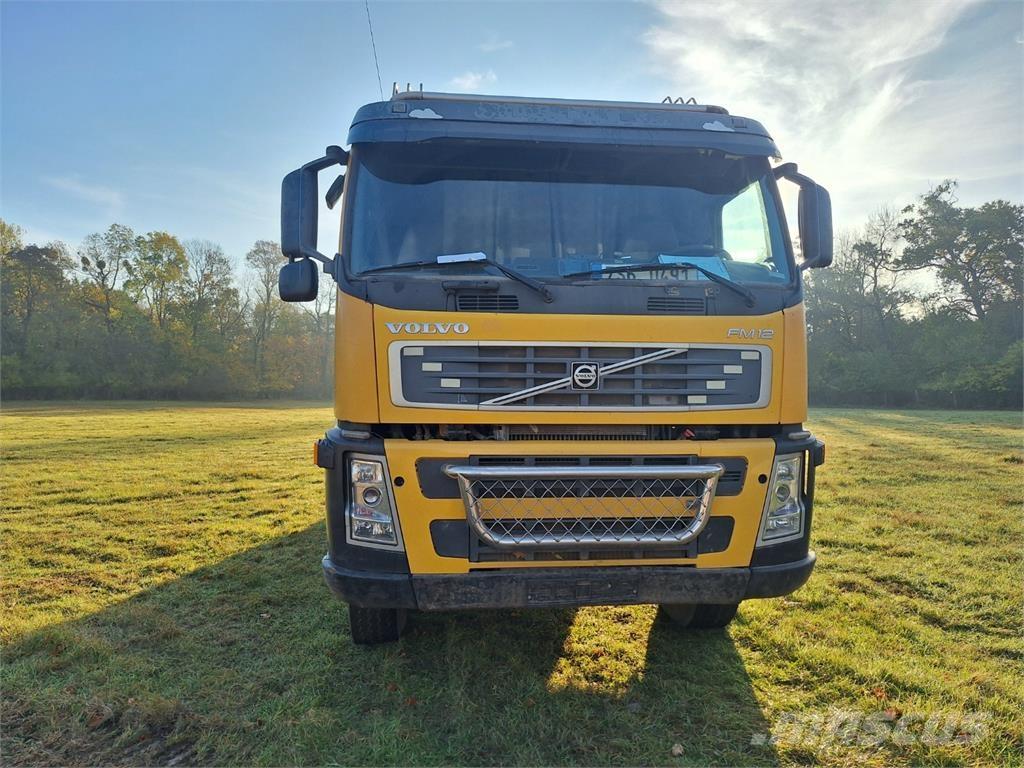 Volvo FM12 420 6X6 自卸式货车