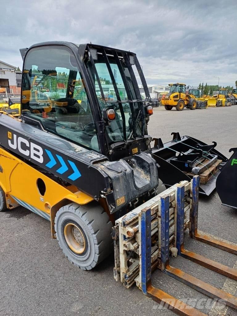 JCB TLT30-19E 2WD 电动叉车