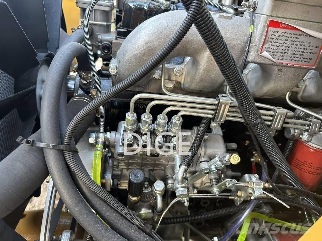 CAT 420 F 反铲装载机