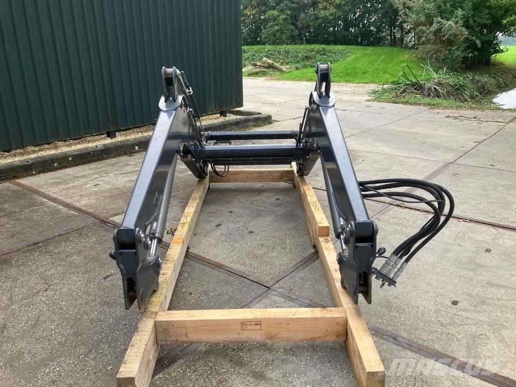 Stoll FZ45.1 Proline 前装载和挖掘机