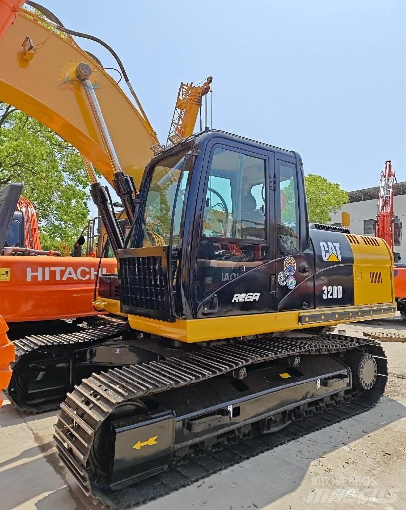 CAT 320 D 履带挖掘机