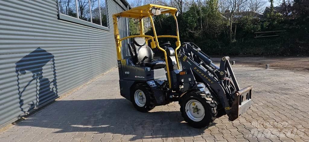 Eurotrac W10 小型装载机