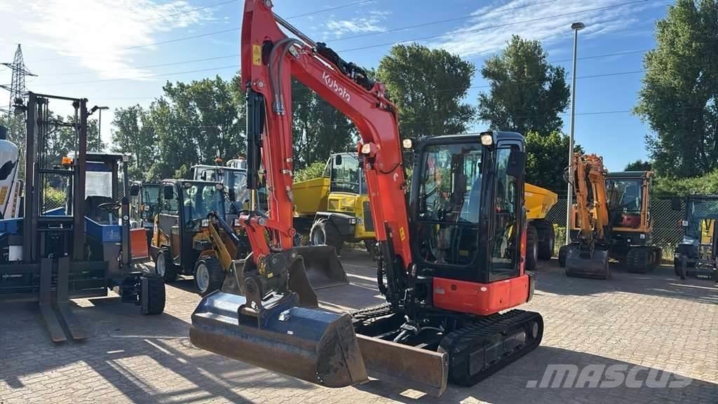 Kubota KX037-4 小型挖掘机