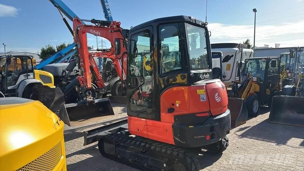 Kubota KX037-4 小型挖掘机