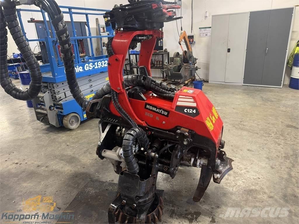 Komatsu C124 收割机机箱