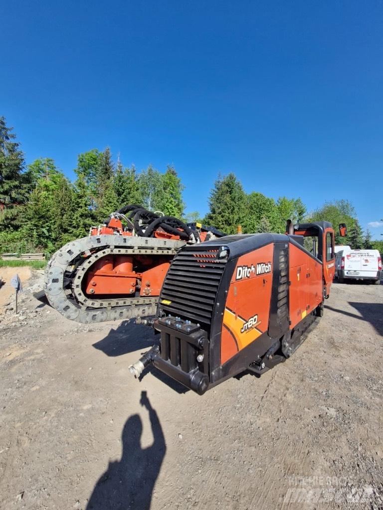 Ditch Witch JT 60 AT 水平定向钻井设备