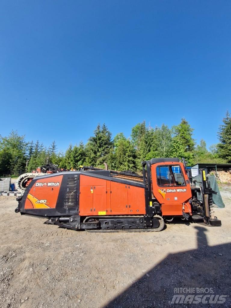 Ditch Witch JT 60 AT 水平定向钻井设备