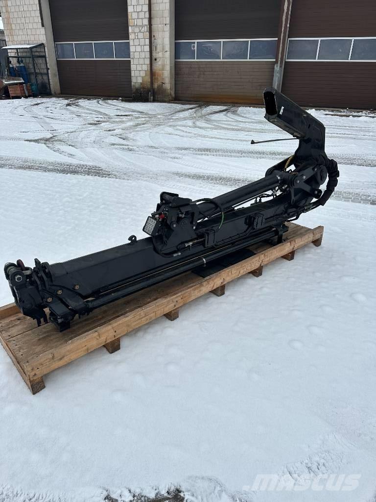 HMF FJ 600 随车折臂吊