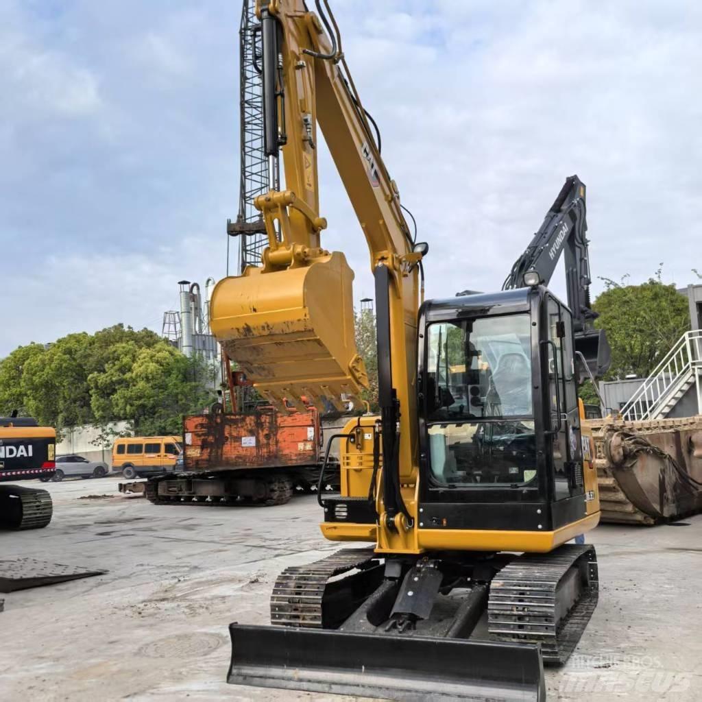 CAT 305.5E2 小型挖掘机