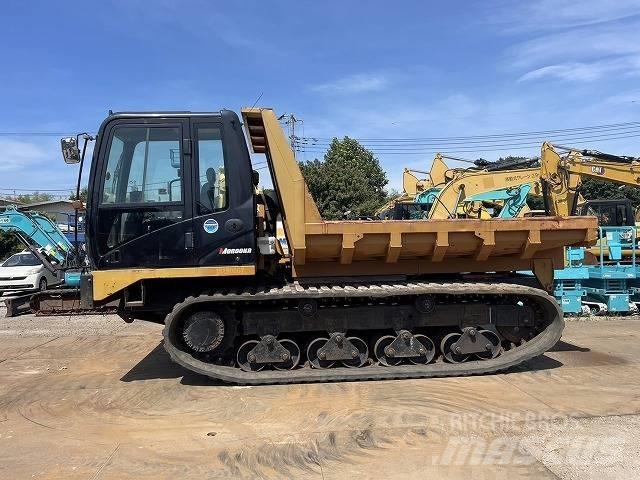 Morooka MST-2300VD 履带式自卸车
