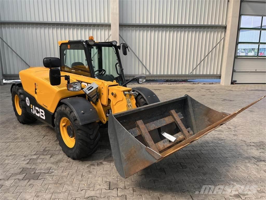 JCB 525-60 Hi Viz 电动叉车