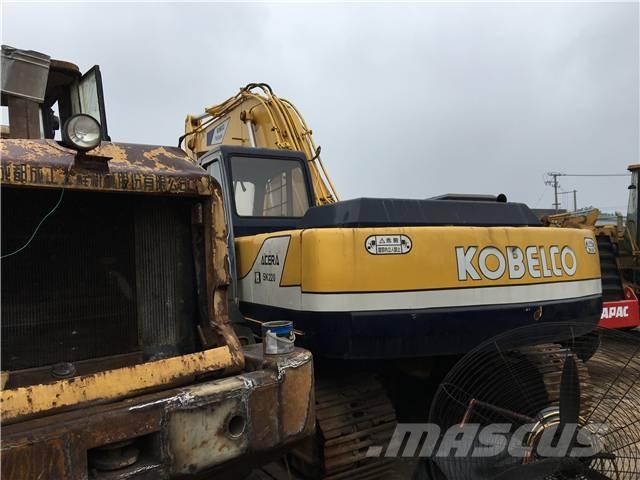 Kobelco SK 220 履带挖掘机