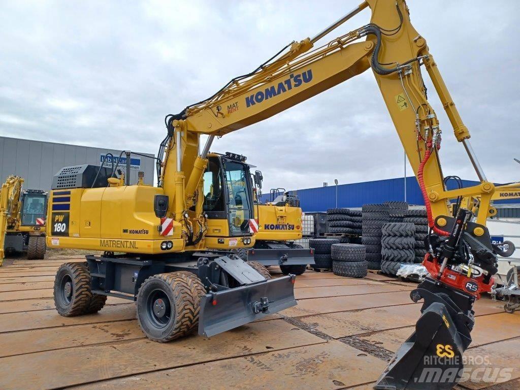 Komatsu PW180-11E0 轮式挖掘机
