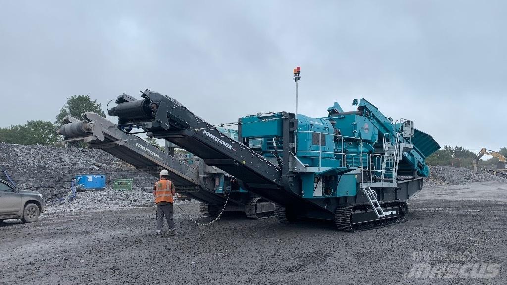 PowerScreen 1300 破碎机