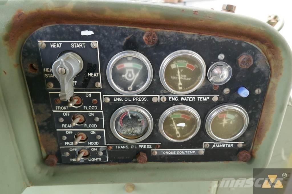 CAT D7F Ex-army 履带式推土机