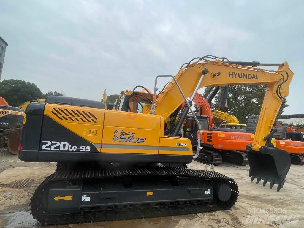 Hyundai 220LC-9S 履带挖掘机