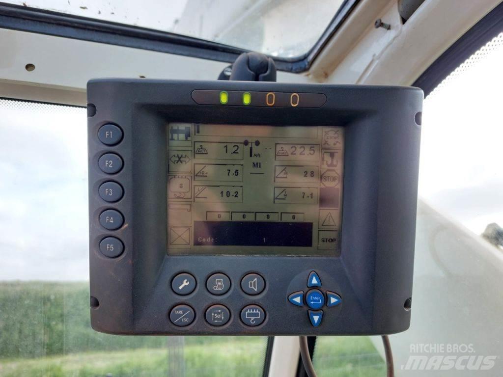 Terex A600 越野轮胎起重机︳越野吊︳越野起重机︳移动式起重机