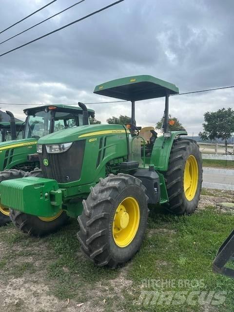 John Deere 6120 E 拖拉机/农用车