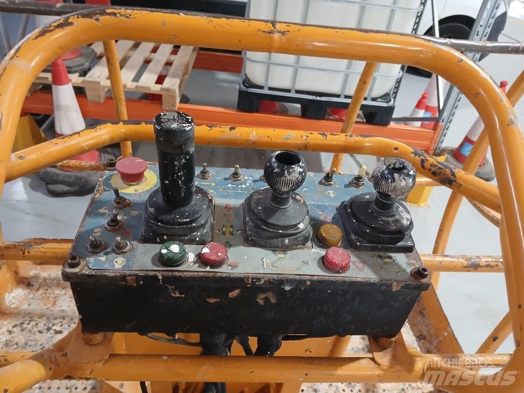 Haulotte HA 260 PX 曲臂高空工作平台