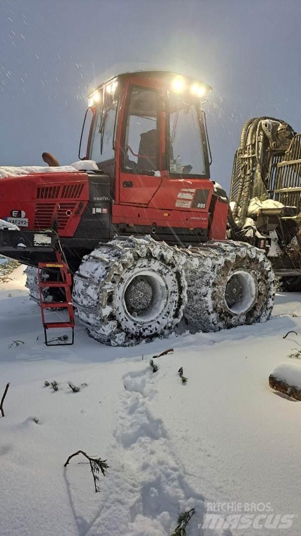 Komatsu 895 集运机