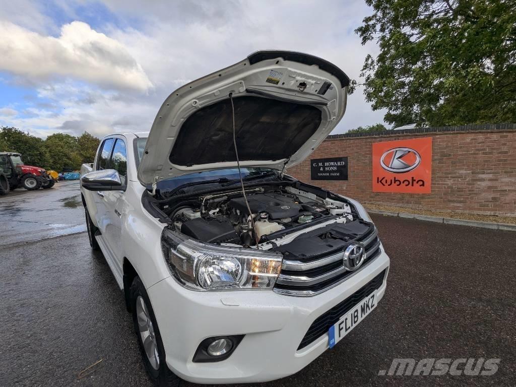 Toyota Hilux 皮卡车