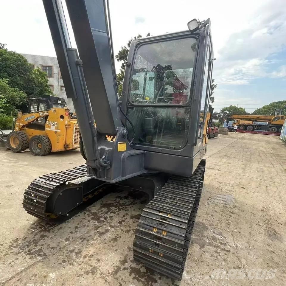 Volvo EC55D 小型挖掘机
