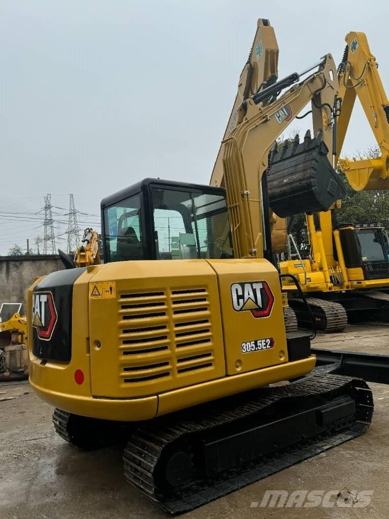 CAT 305.5 小型挖掘机