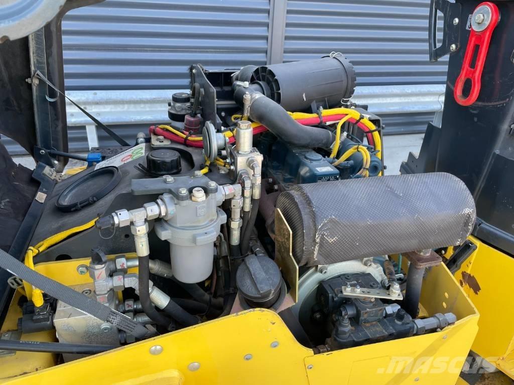 Bomag BW 120 AD-5 双轮压路机