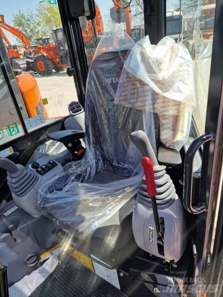 Hitachi ZX48U-6 小型挖掘机