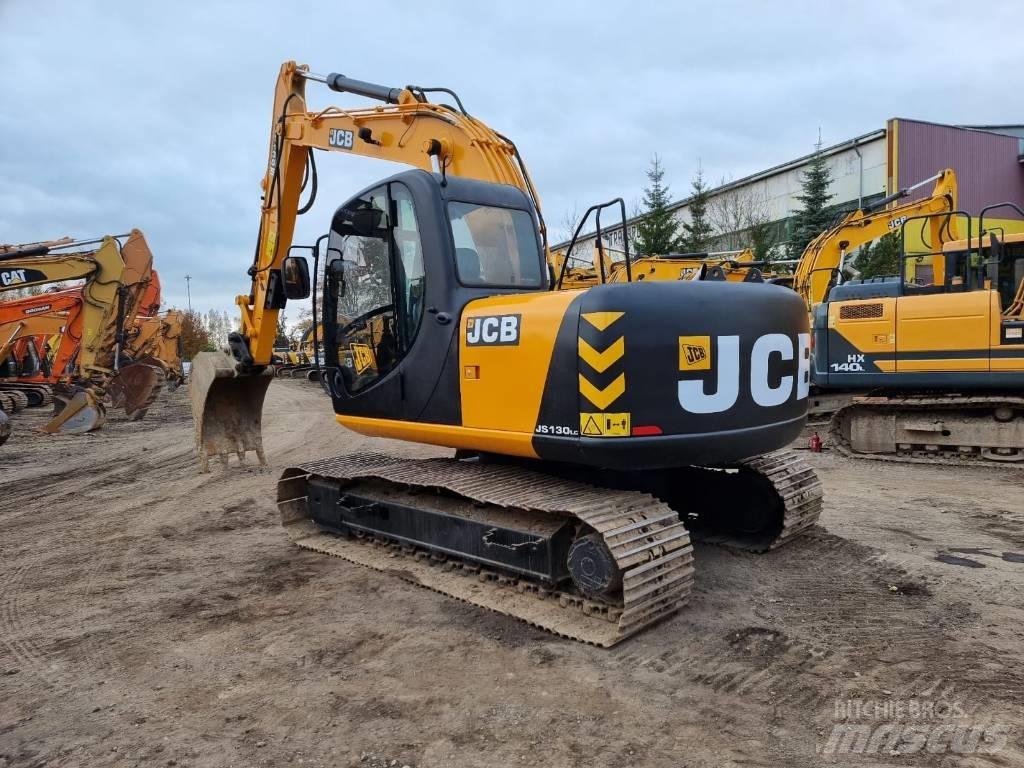 JCB JS 130 LC 履带挖掘机