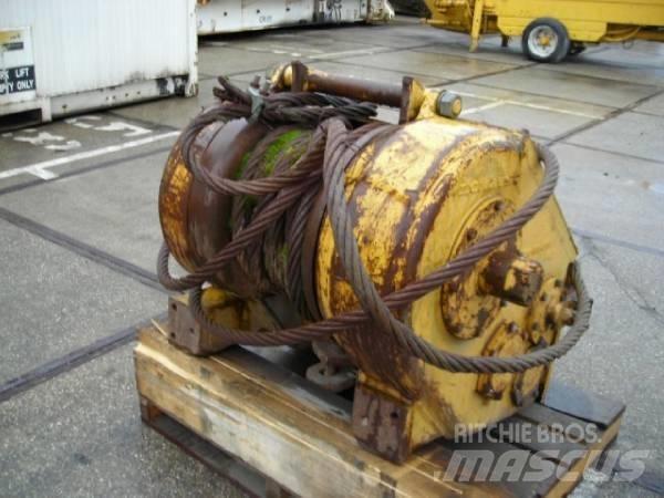 Komatsu D65E WINCH 其他组件