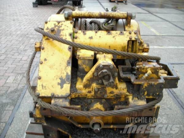 Komatsu D65E WINCH 其他组件