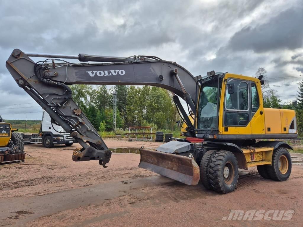 Volvo EW 180 B 轮式挖掘机