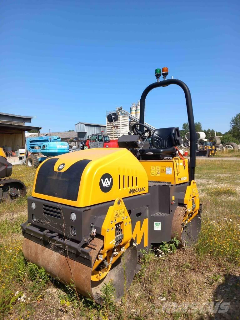 Mecalac TV1200 匝道机