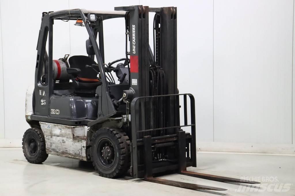 Nissan U1D2A20LQ 天然气叉车