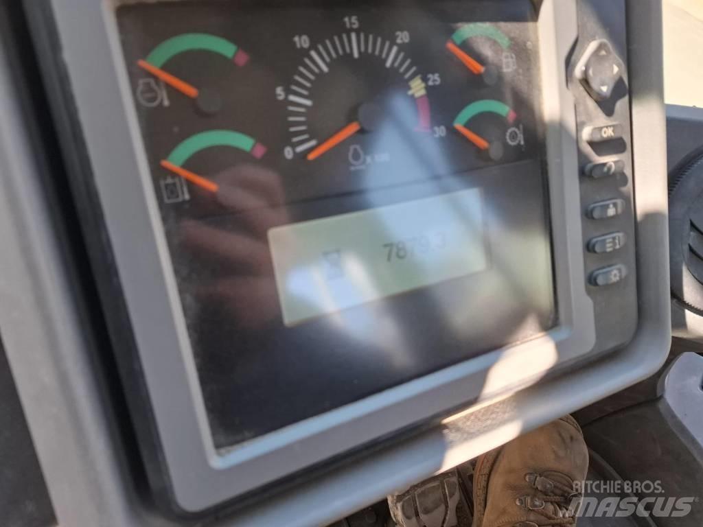 CAT 966K 轮式装载机