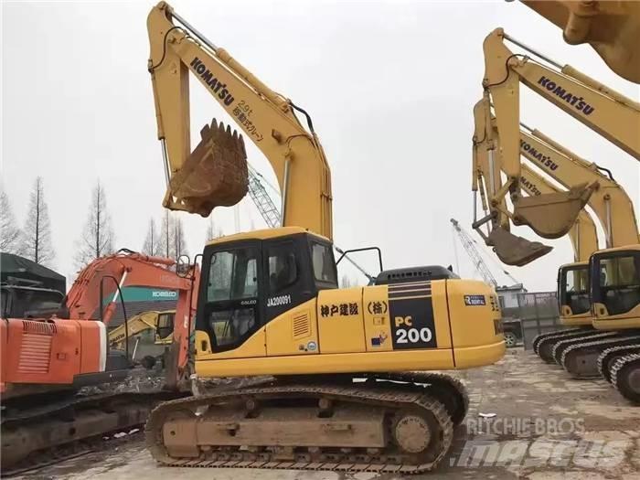 Komatsu PC 200-7 履带挖掘机