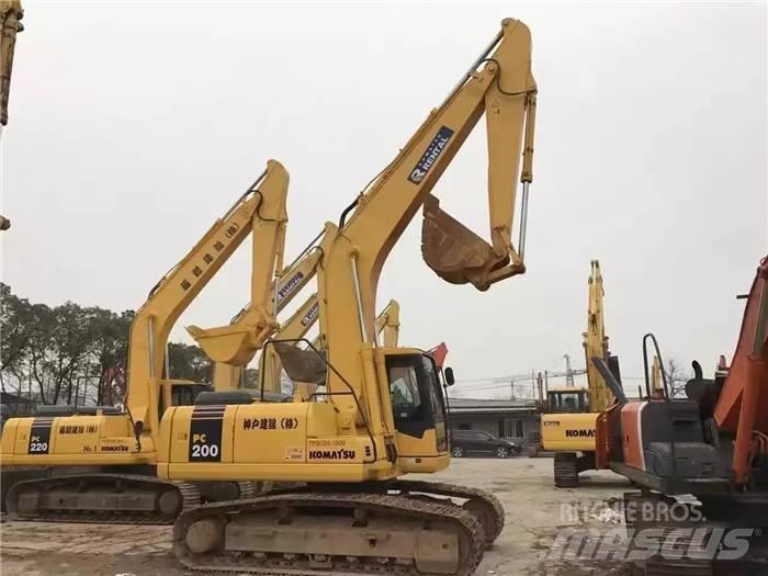 Komatsu PC 200-7 履带挖掘机