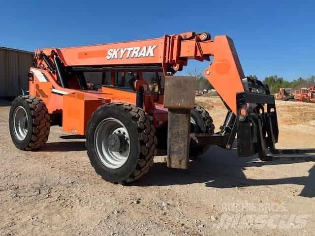 SkyTrak 10054 伸缩臂叉装车|叉装车