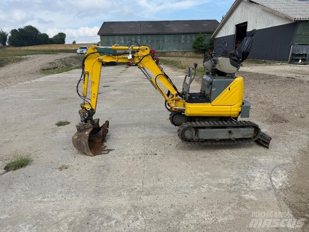 New Holland E 09 SR 小型挖掘机