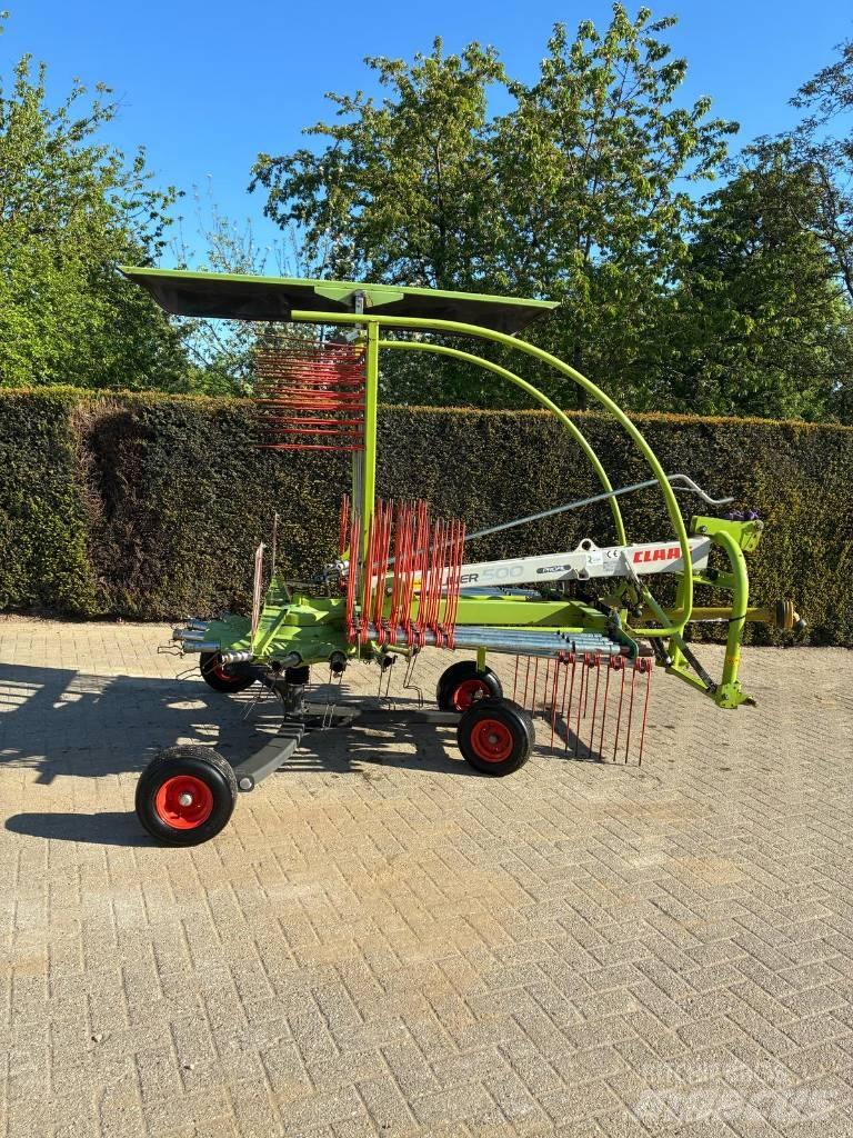 CLAAS Liner 500 料堆整形机