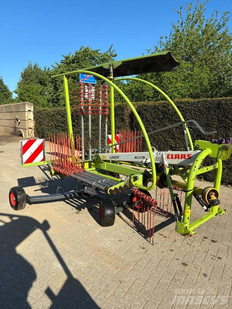 CLAAS Liner 500 料堆整形机