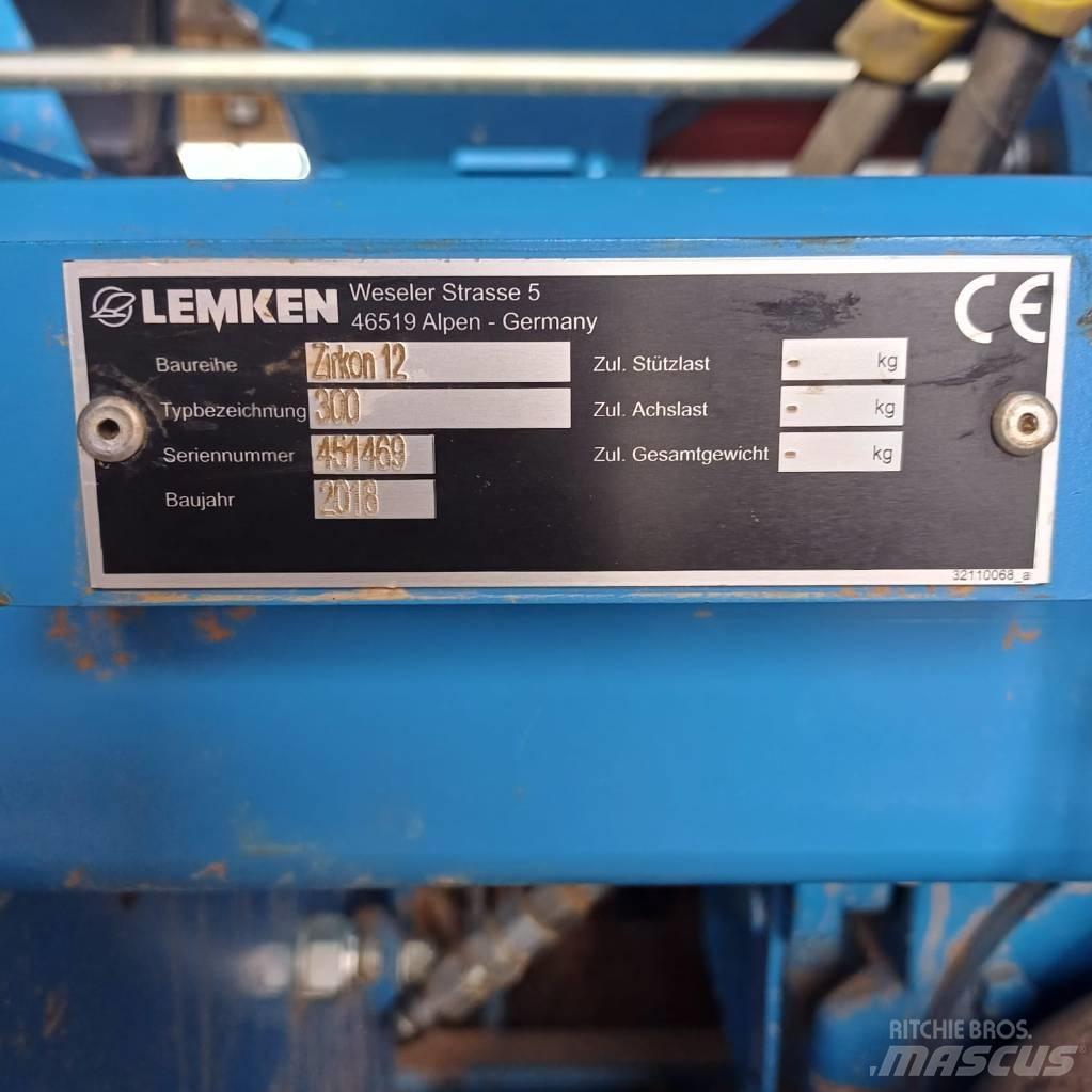 Lemken Solitär 8 条播机