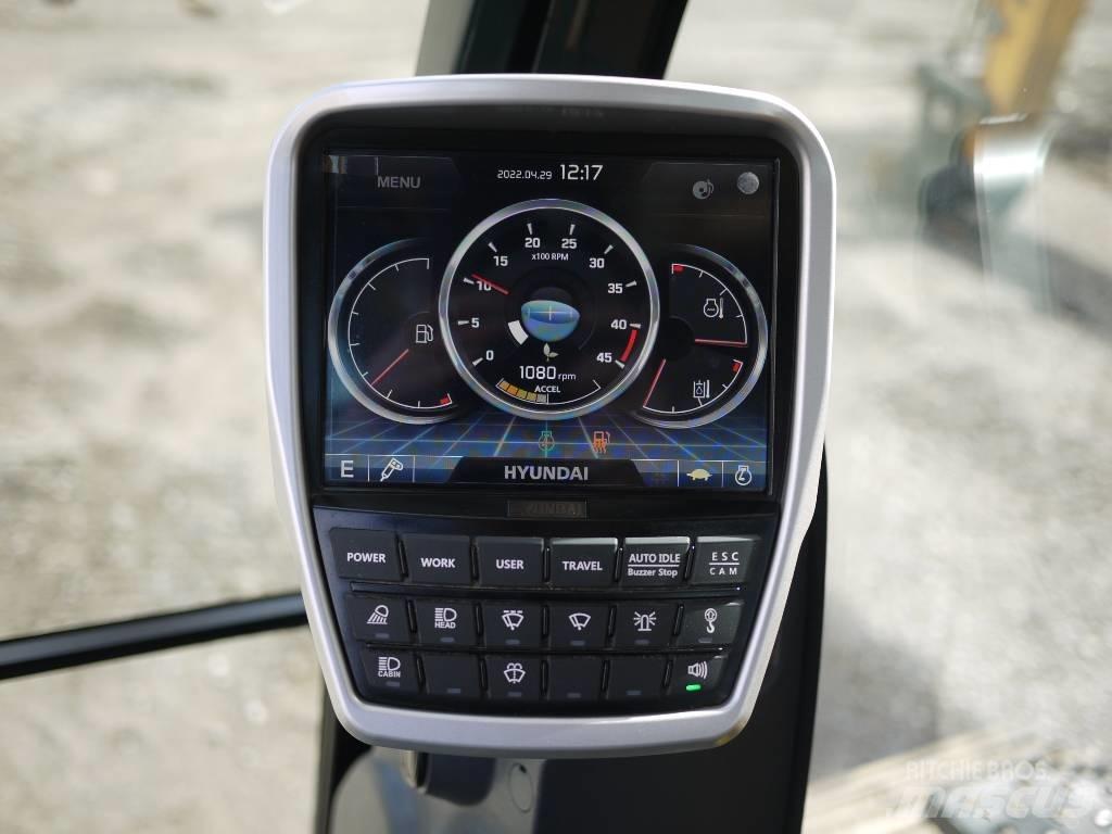 Hyundai HX 130 LCR 履带挖掘机