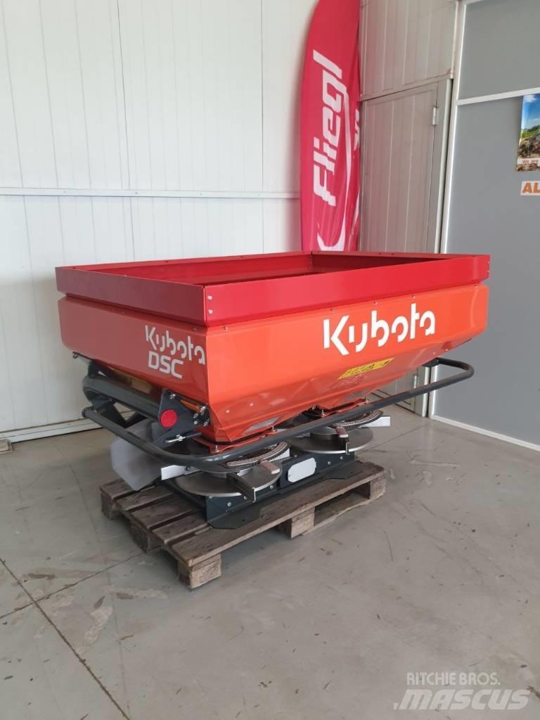 Kubota DSC 700 矿物肥料撒播机