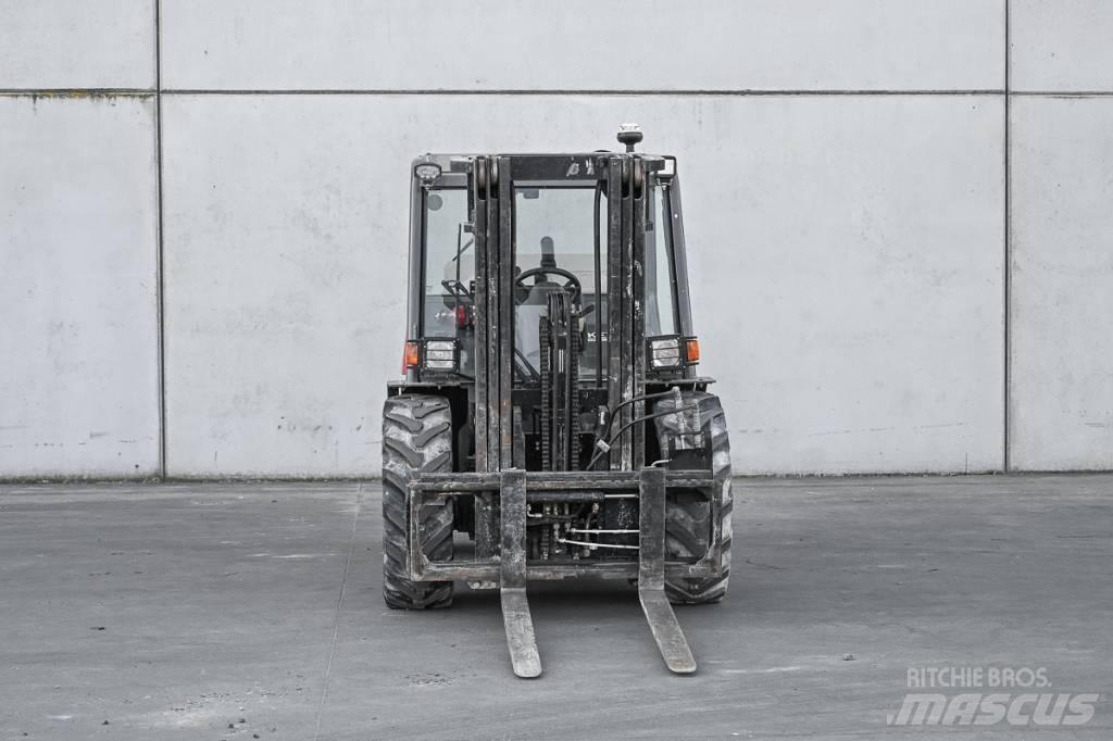Manitou MH 25-4 越野叉车|叉装车
