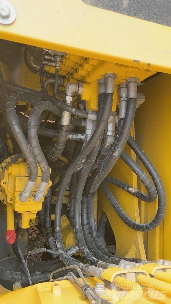 Komatsu PC 130 履带挖掘机