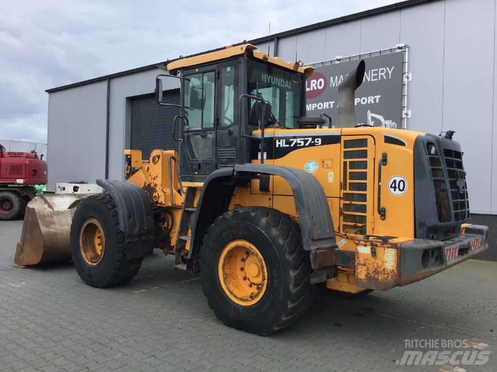 Hyundai HL 757-9 轮式装载机