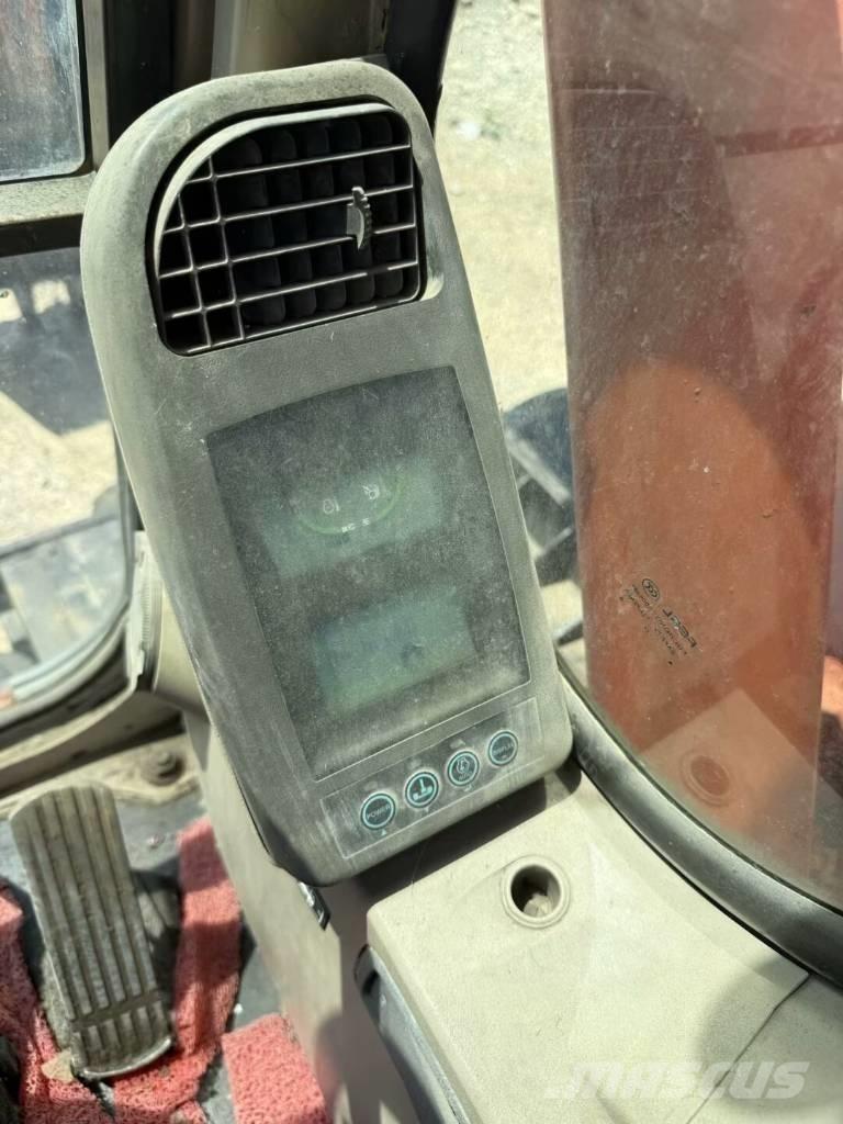 Doosan DH150 W-7 轮式挖掘机