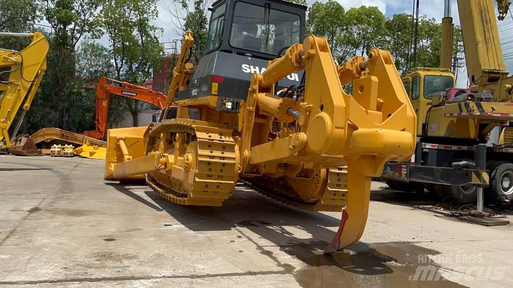 Shantui SD 32 履带式推土机